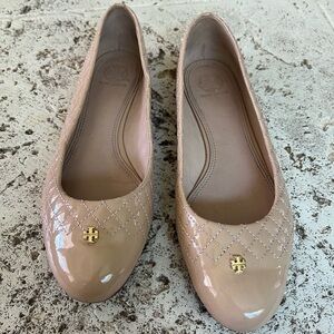 Tory Burch Kent Nude Quilted Patent Leather Flats